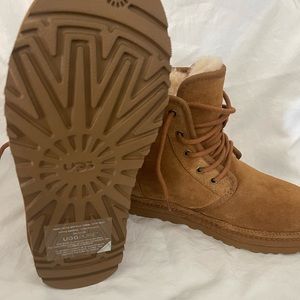 UGG Harkley Nuemel size 6 men’s